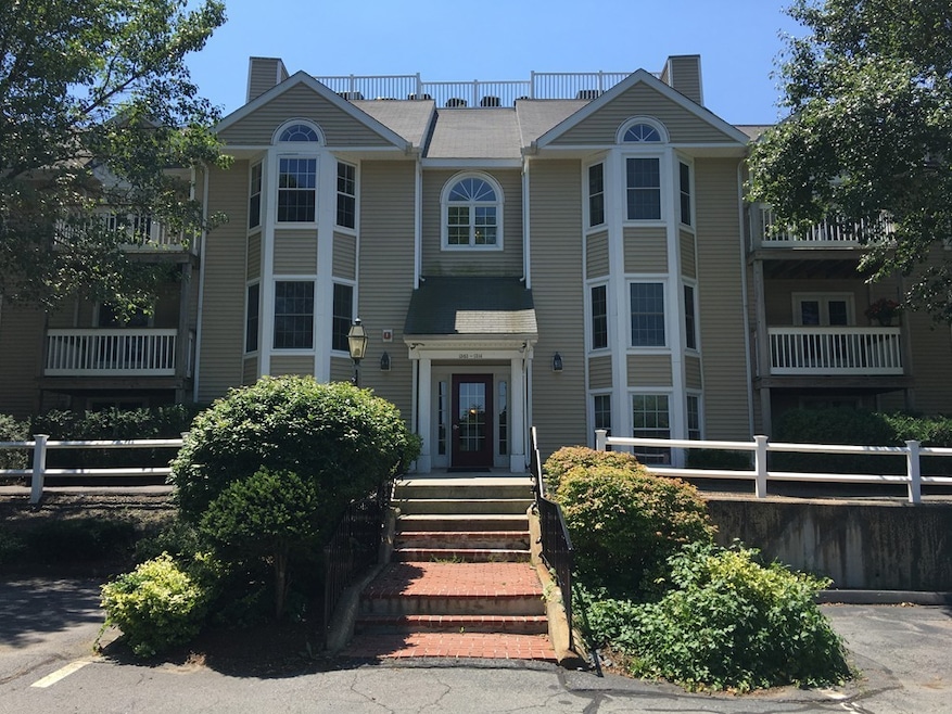 1306 Carriage Ln unit 1306, Taunton, MA 02780 - photo 1