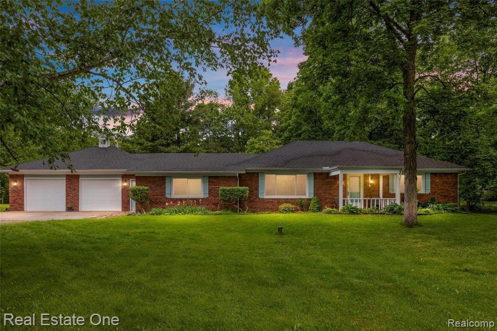 01-3360 Tipsico Trail, Holly, MI, 48442 TWILIGHT.j