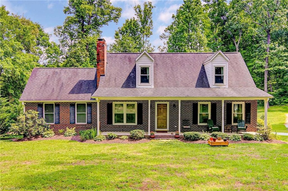 3001 Younts Ln, Greensboro, NC 27406 - photo 1