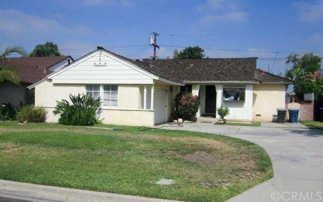 12821 Samoline Ave.