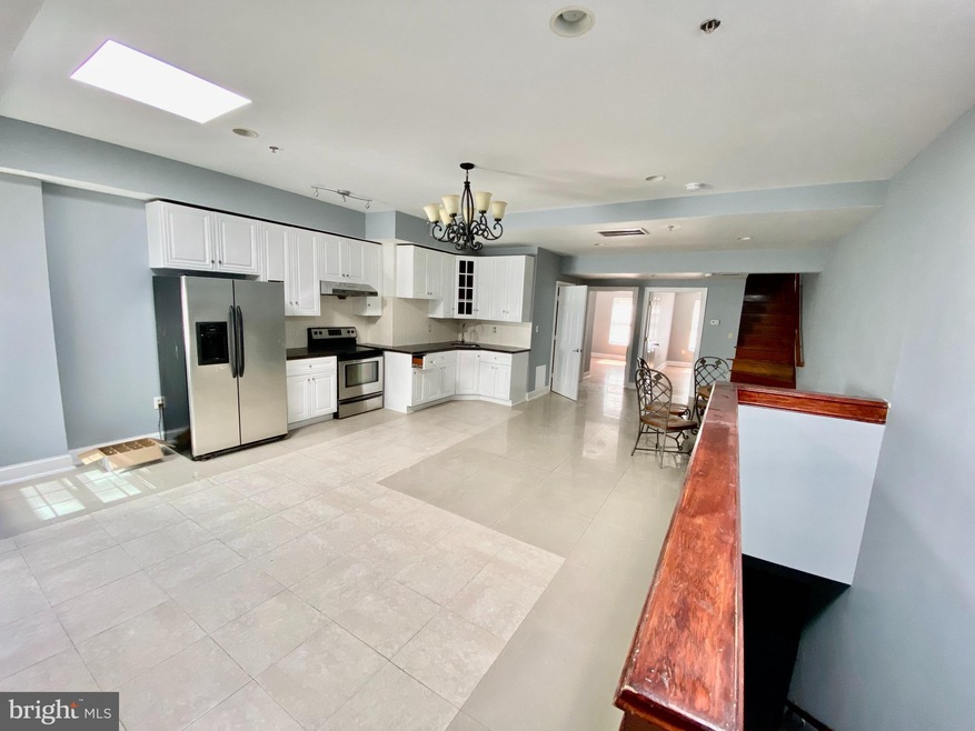 126 N 9th St unit 3FL, Philadelphia, PA 19107 - photo 1