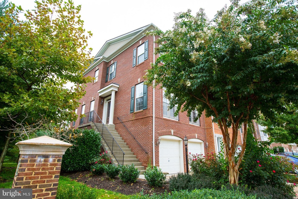 6801 Hartzell Hill Ln, Haymarket, VA 20169 - photo 1