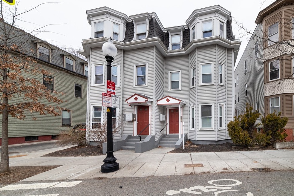 373 Western Ave unit 3, Cambridge, MA 02139 - photo 1