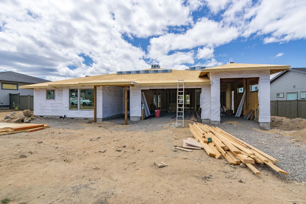 60865 SW Deer Creek Place, Bend, OR 97702 - photo 1