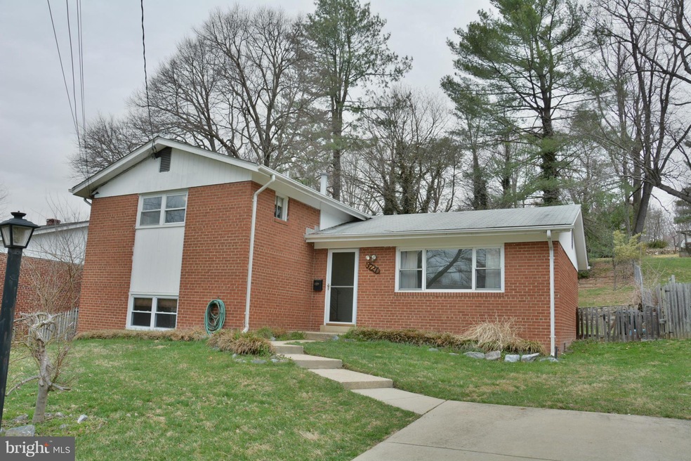 3721 Astoria Rd, Kensington, MD 20895 - photo 1