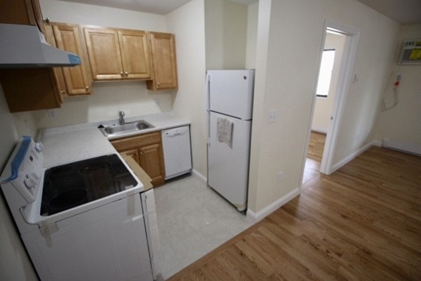 12 Arizona Terrace unit 4, Arlington, MA 02474 - photo 1