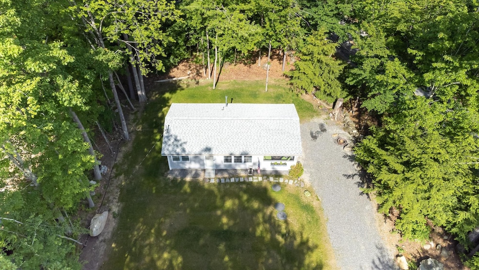 22 Gary Rd, Dunbarton, NH 03046 - photo 1