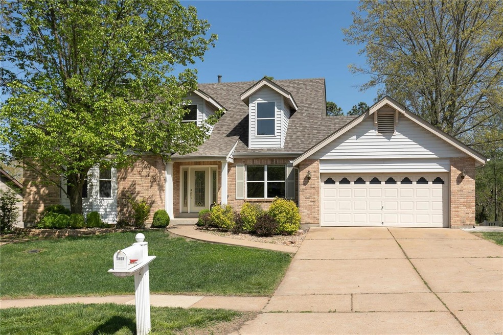 Welcome Home to 1808 Alvarado!  Located on a dead 