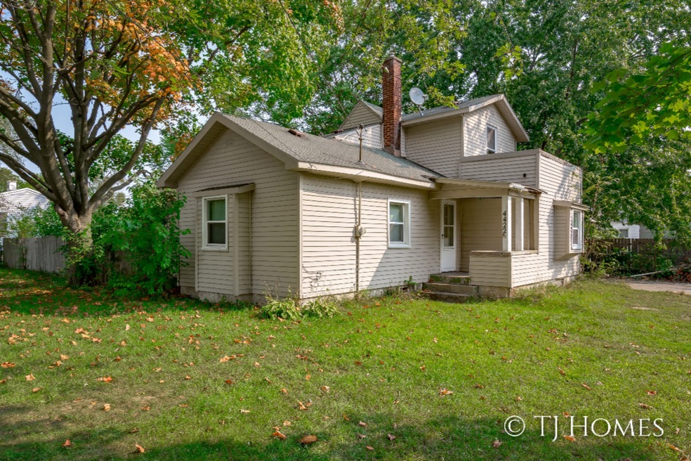 4422 Hyde Park Ave-18