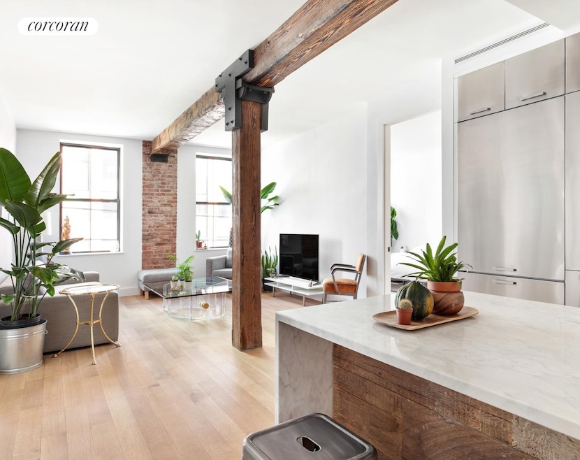 Pending $1,850,000 • Co-Listing Agent