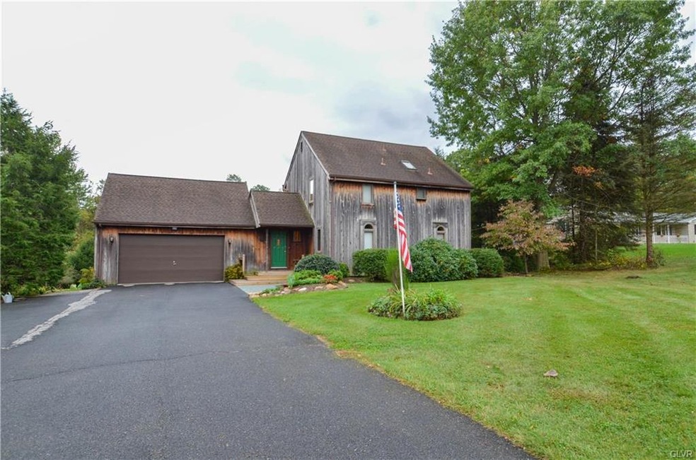 336 Sexton Rd, Wind Gap, PA 18091 - photo 1