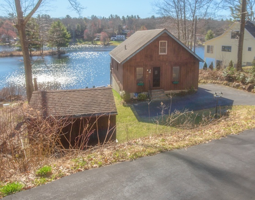65 Lakeside Dr, Monson, MA 01057 - photo 1