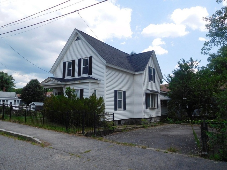 19 Juniper St, Lowell, MA 01852 - photo 1