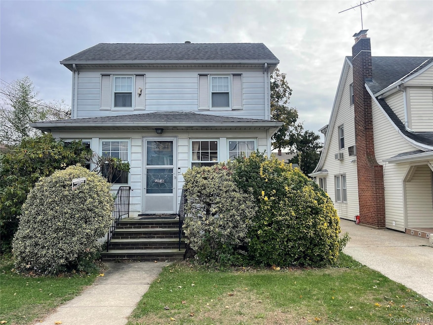 220-46 93rd Rd, Jamaica, NY 11428 - photo 1