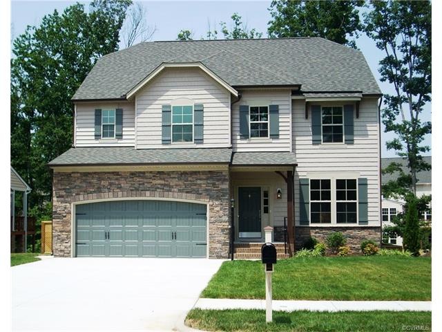 Grayson Floor Plan by HHHunt Homes.Photos are from