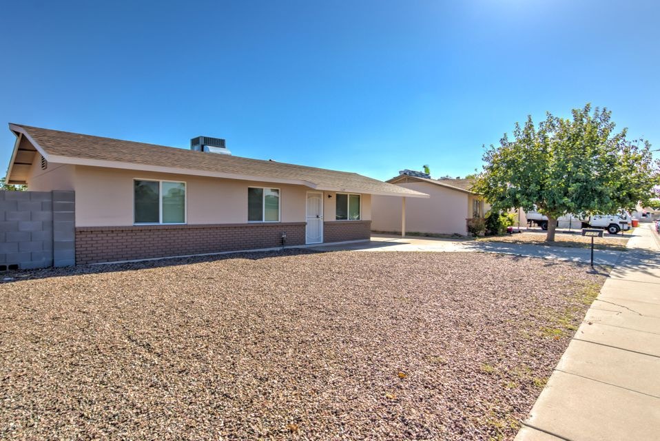 1125 W Oakland St-3
