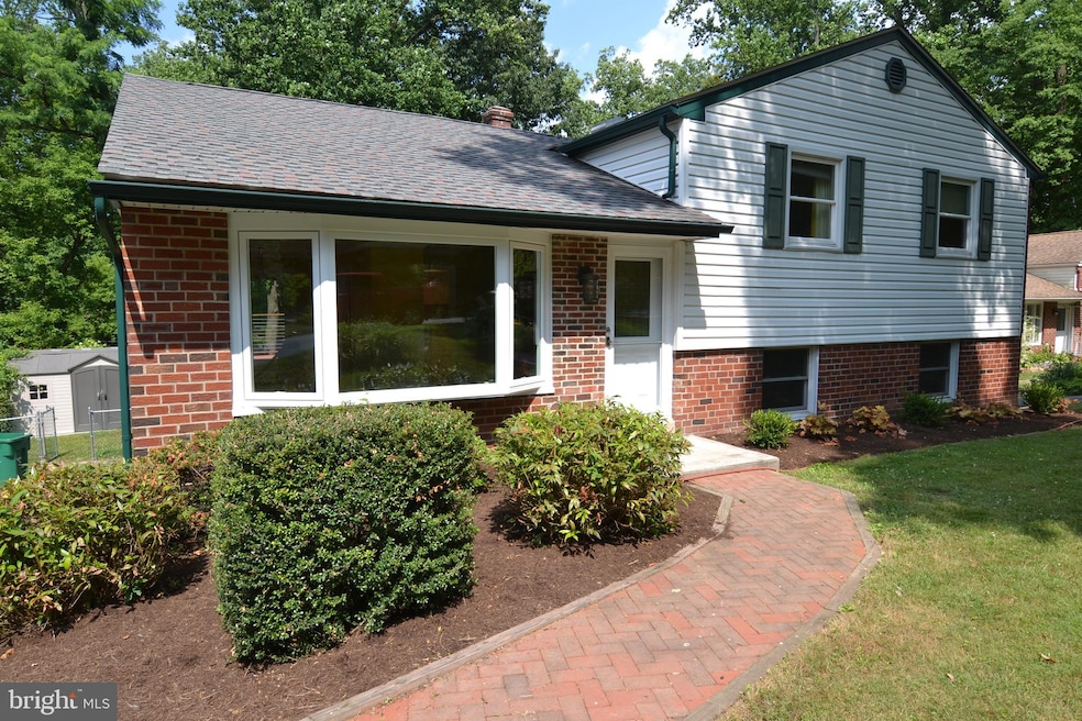 457 Woodcrest Ln, Media, PA 19063 - photo 1