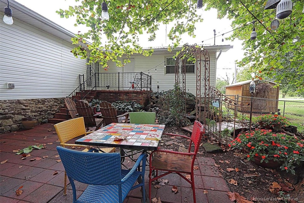 18 Mileva Ct, Farmington, MO 63640 - photo 1