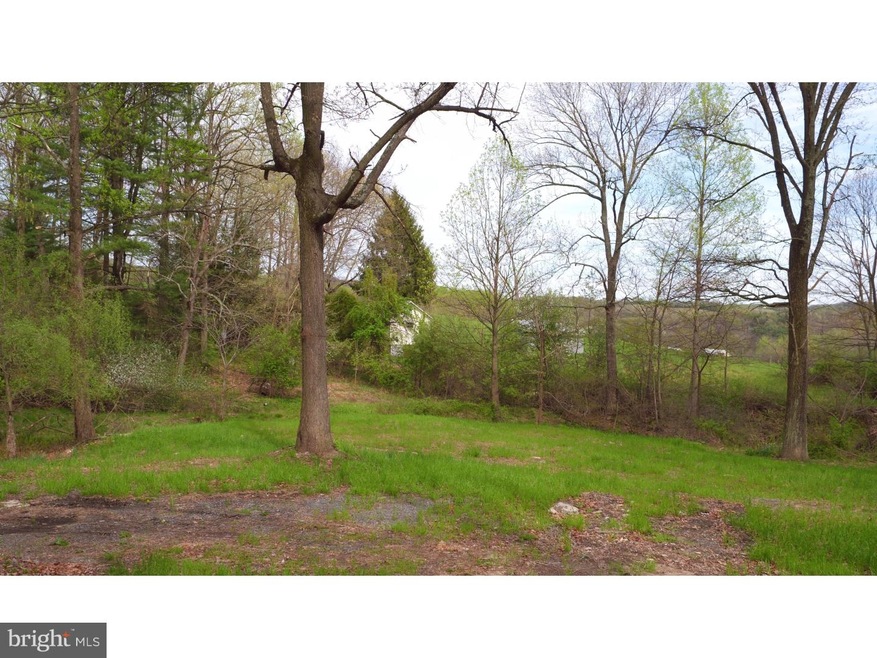 166 Sousley Rd, Lenhartsville, PA 19534 - photo 1