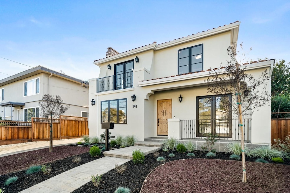 Sold $3,799,000 • Co-Listing Agent