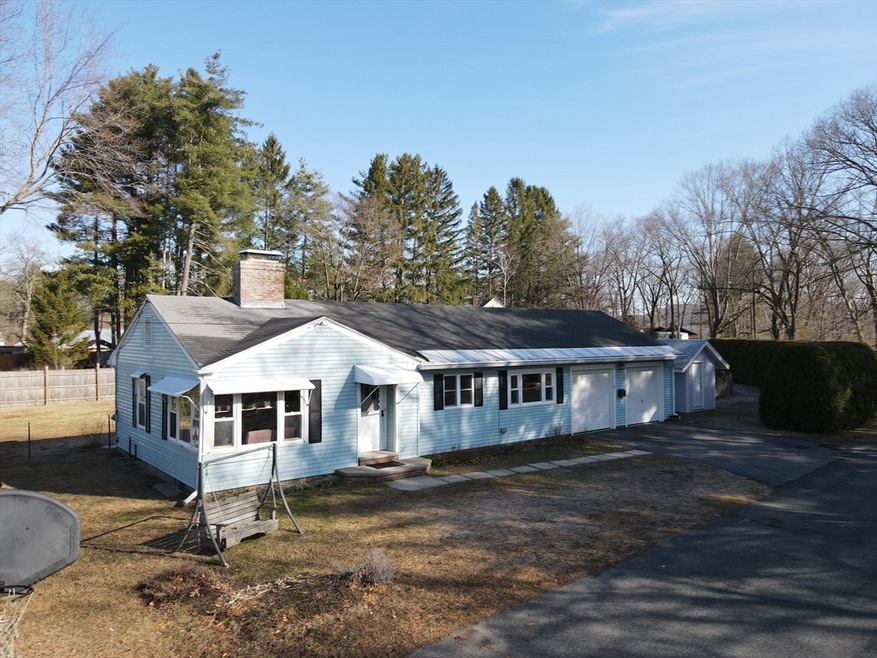 18 Carlisle Ave, Turners Falls, MA 01376 - photo 1