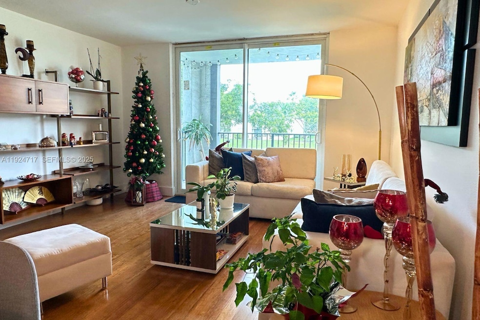 4350 NW 107th Ave unit 2022, Doral, FL 33178 - photo 1