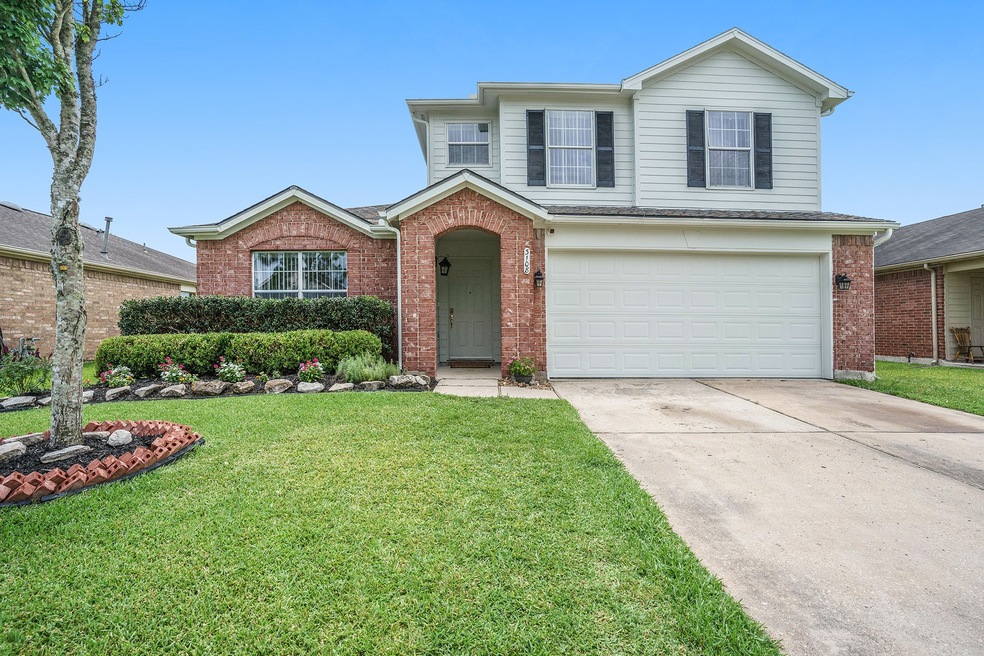 3108 Centennial Village Dr, Pearland, TX 77584 - photo 1