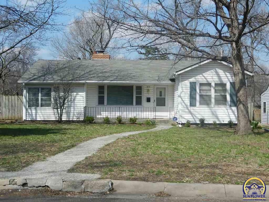 3650 SW Holly Ln, Topeka, KS 66604 - photo 1