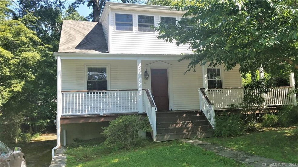 71 Crestview Ave, Stamford, CT 06907 - photo 1