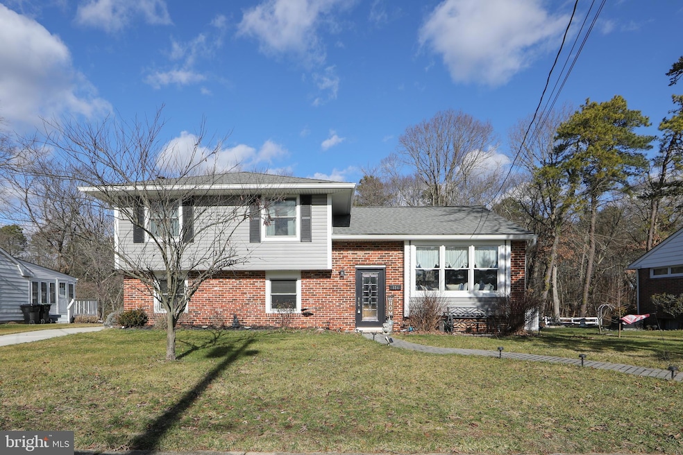 124 Crest Ave, Berlin, NJ 08009 - photo 1