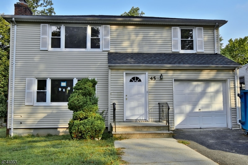 45 Robertson Rd, West Orange, NJ 07052 - photo 1