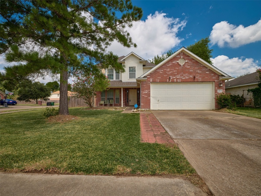 9907 Pierre Ct, Houston, TX 77089 - photo 1