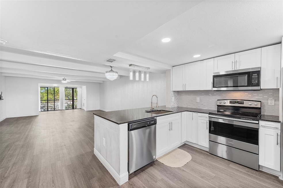 10120 Boca Entrada Blvd unit 409, Boca Raton, FL 33428 - photo 1