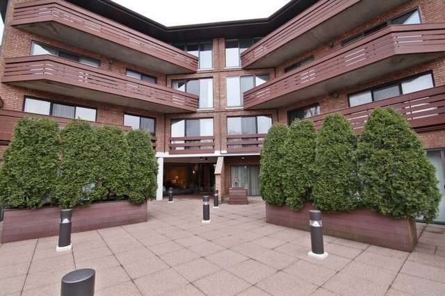 702 Waukegan Rd unit A408, Glenview, IL 60025 - photo 1