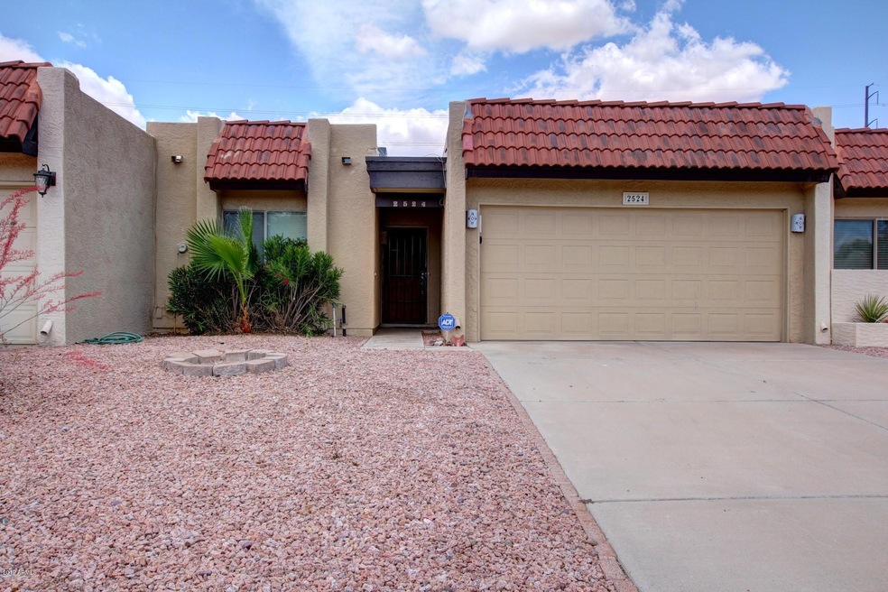 2524 E Wagoner Rd, Phoenix, AZ 85032 - photo 1