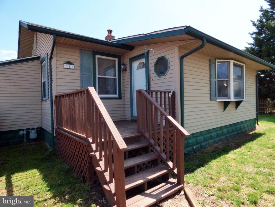 243 F St, Penns Grove, NJ 08069 - photo 1