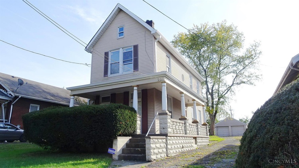 221 W Seymour Ave, Cincinnati, OH 45216 - photo 1