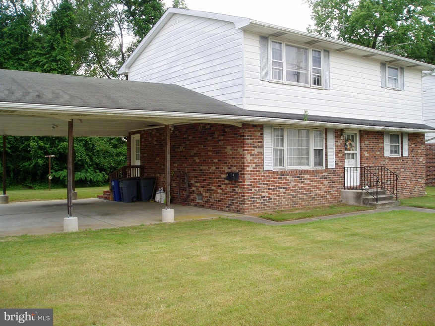 63 Dunn Ln unit B, Pennsville, NJ 08070 - photo 1