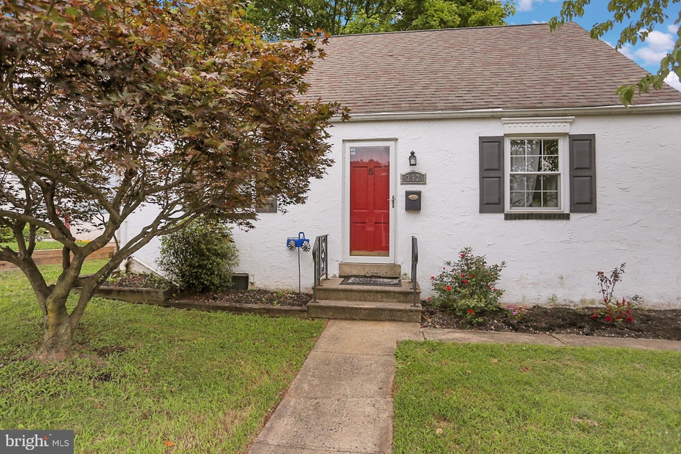 392 State St, Pottstown, PA 19464 - photo 1