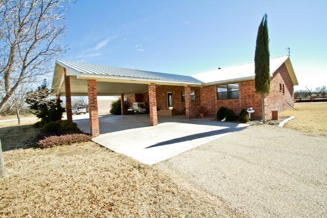 11746 Dove Creek Ln E, San Angelo, TX 76904 - photo 1