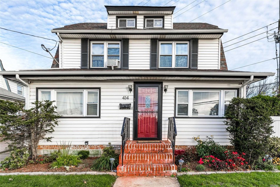 414 Ocean Ave, Malverne, NY 11565 - photo 1