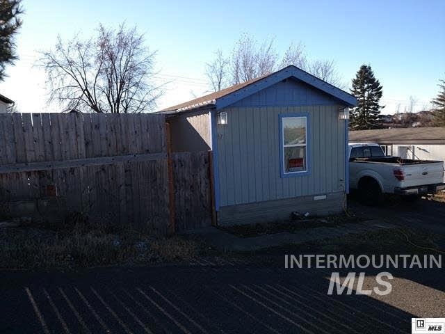 520 Empire Ln unit 17, Moscow, ID 83843 - photo 1