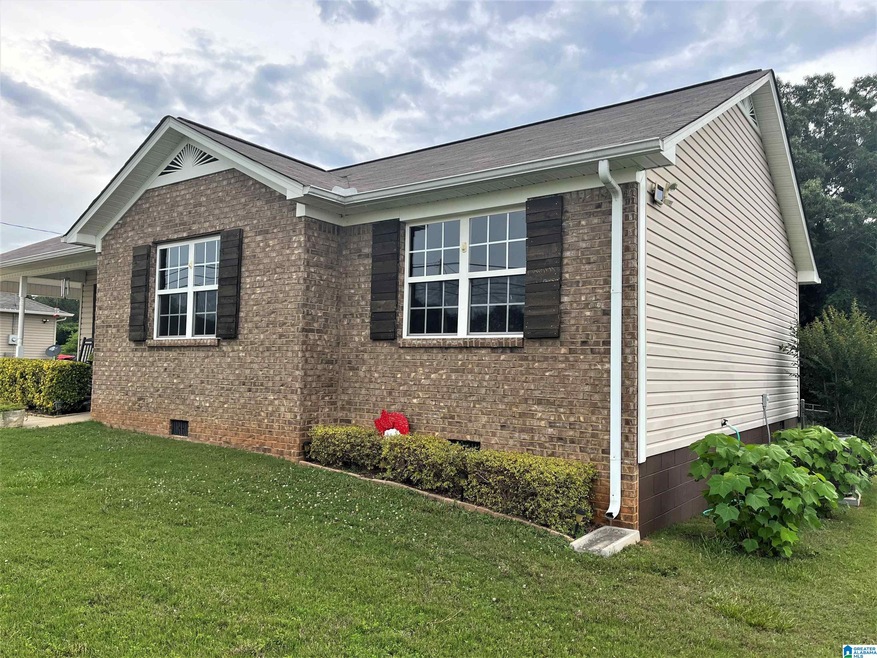 592 Bailey Rd, Weaver, AL 36277 - photo 1