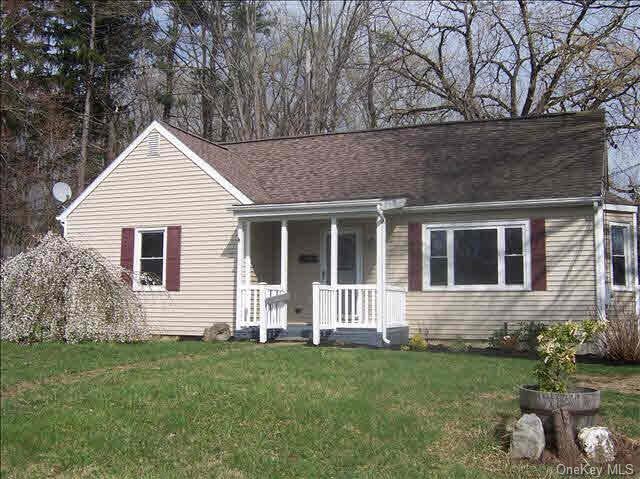 4 Croft Rd, Poughkeepsie, NY 12603 - photo 1