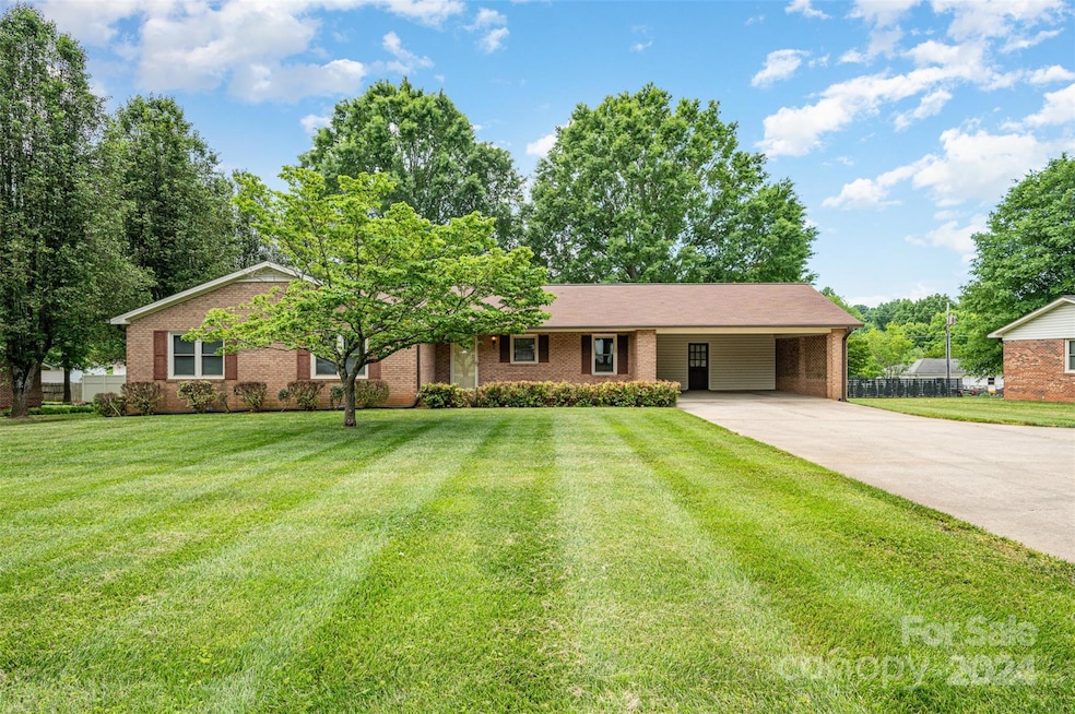 486 Mocksville Hwy, Statesville, NC 28625 - photo 1