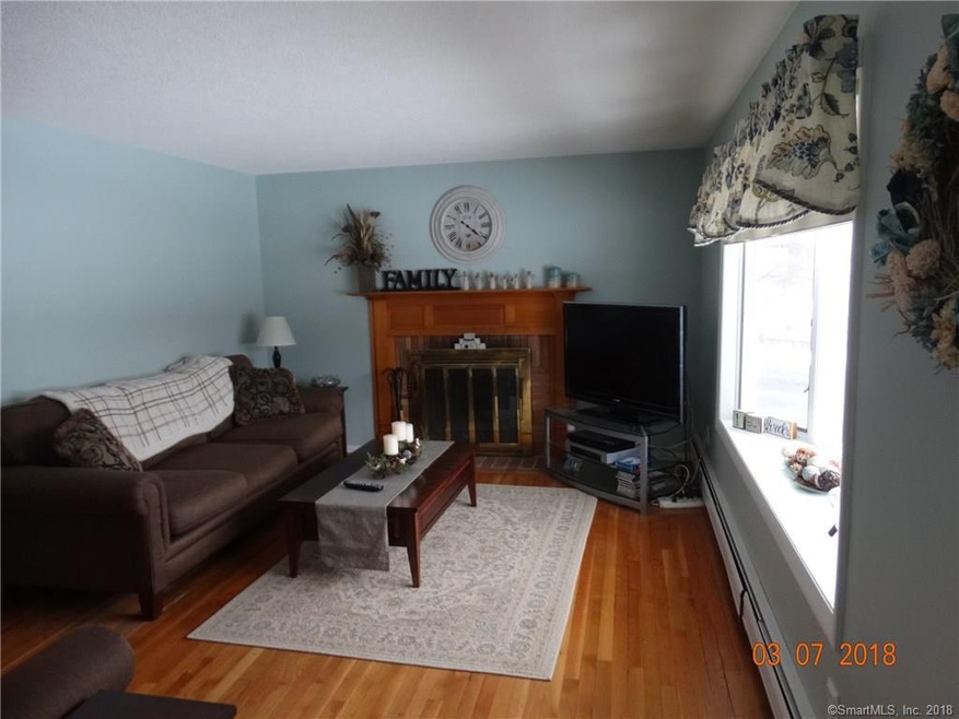 5 Teach St, Enfield, CT 06082 - photo 1