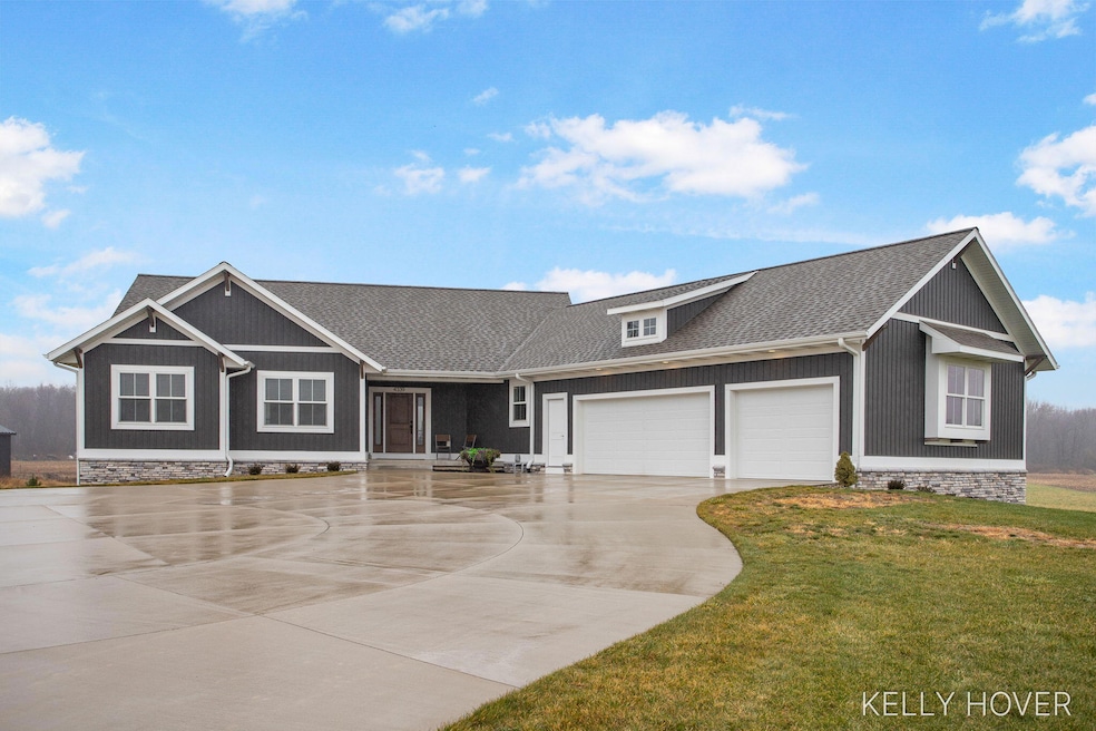 4339 Mason St, Zeeland, MI 49464 - photo 1