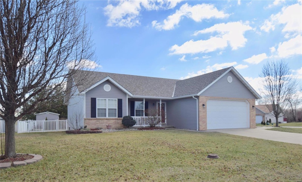 601 Copper Line Rd, Maryville, IL 62062 - photo 1