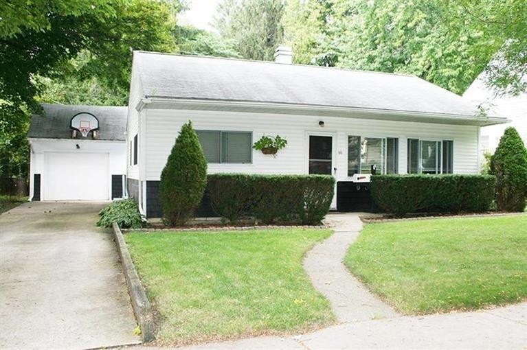 811 Starwick Dr, Ann Arbor, MI 48105 - photo 1