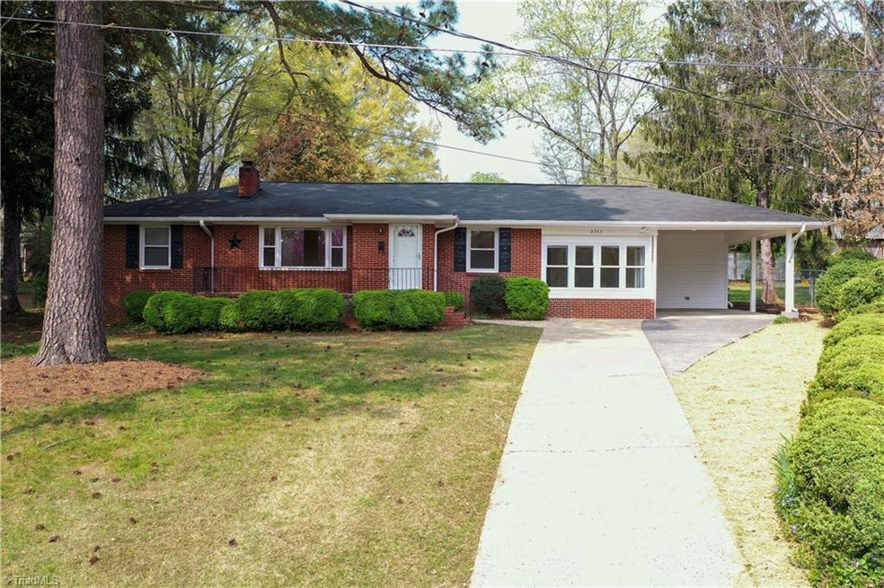 2747 Westmore Ct